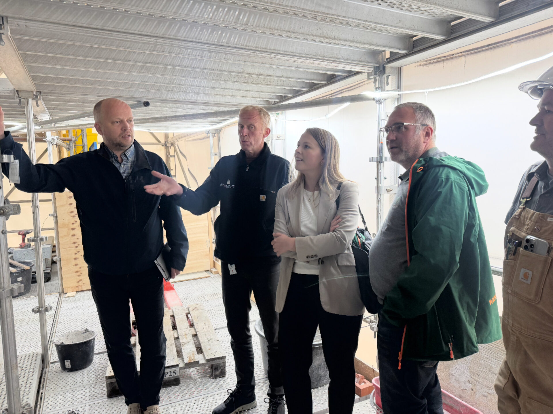 Besok av SP pa stillaset Dorthea Elverum Besok av SP pa stillaset Dorthea Elverum