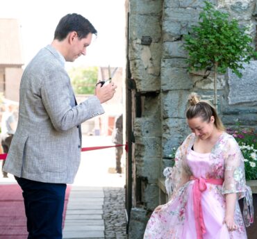 Statssekretær opna festival på historisk grunn