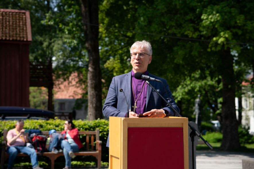 20250606 Utstillingsapning Damerdyrog Djevler Foto Elisa Kartum 31 20250606 Utstillingsapning Damerdyrog Djevler Foto Elisa Kartum 31