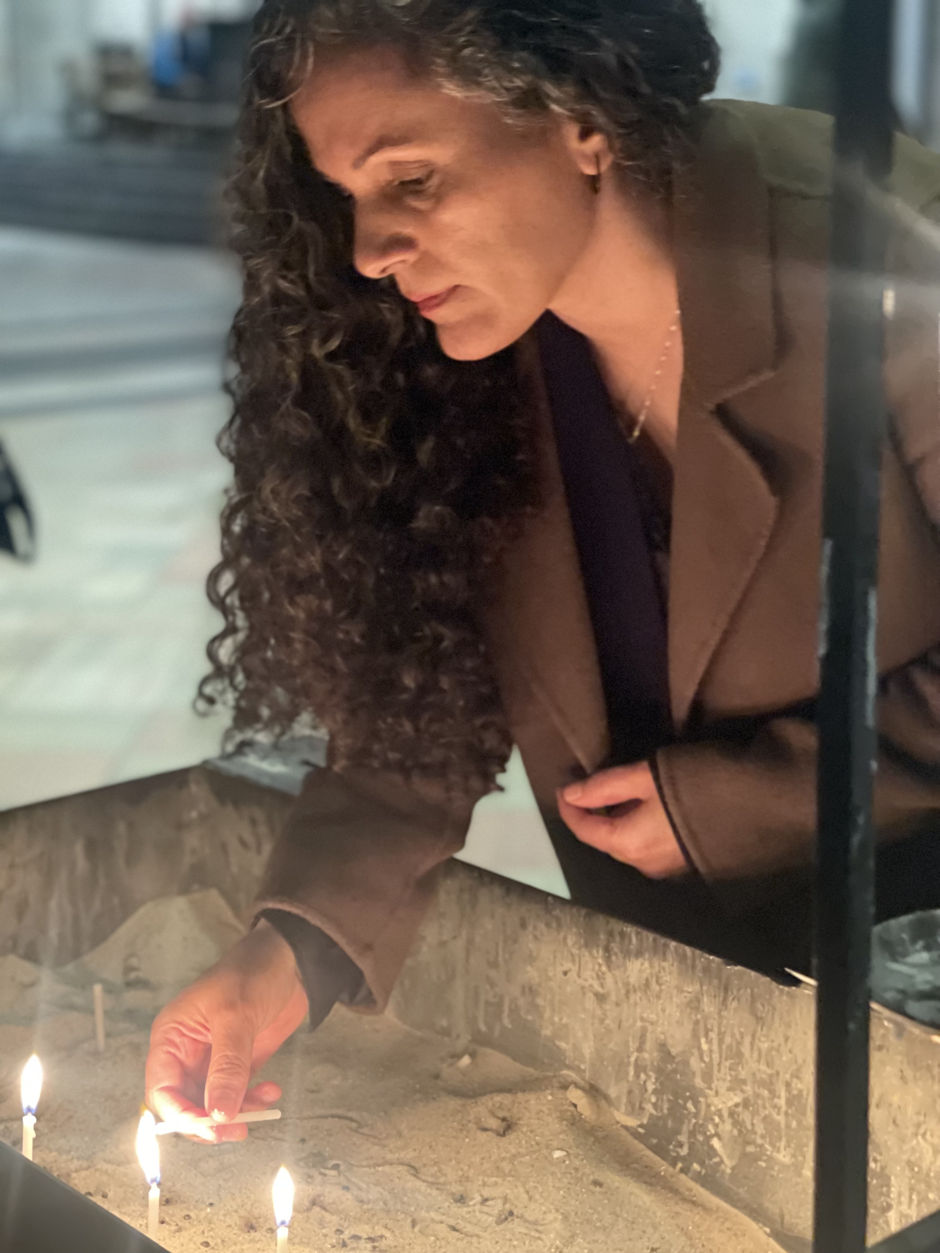 Vakenatt Sakineh Arabnejad tenne lys h