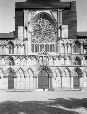 3643 redigert croppet