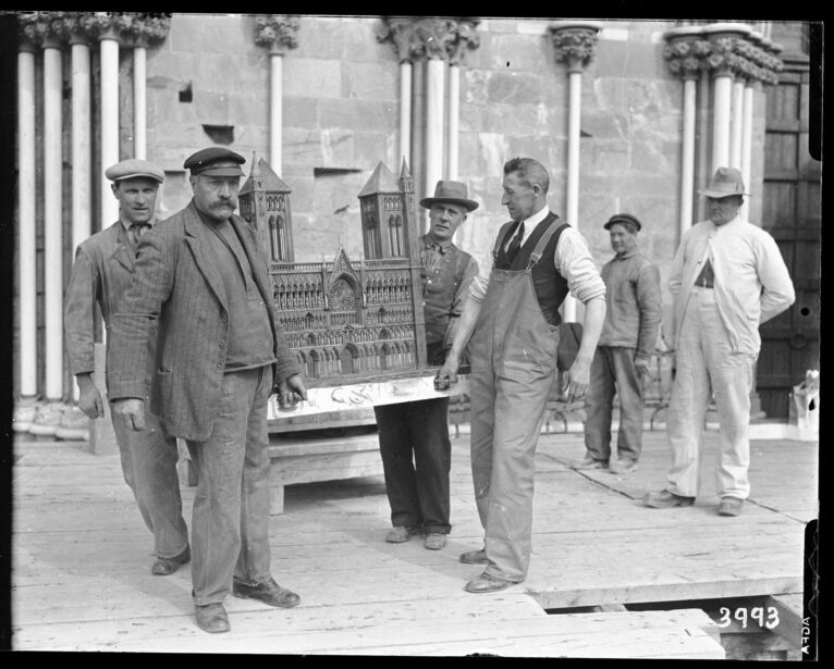 2 Transport av Nordhagens modell til Oslo 1933 2 Transport av Nordhagens modell til Oslo 1933