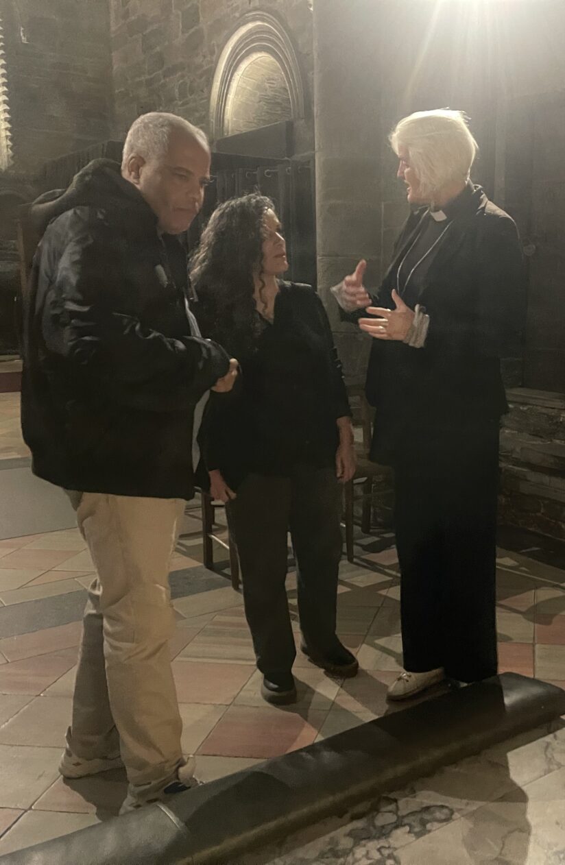 Vakenatt Kvinnenes minnekapell h